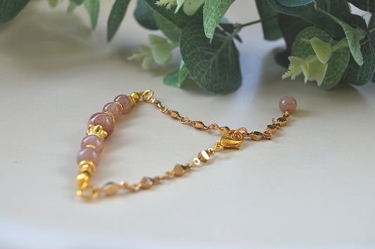 Solstein armbånd med gullbelagte detaljer – energi, glede og positivitet