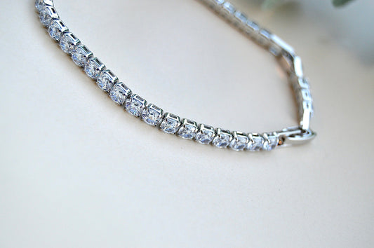 Zirkon armbånd – glans, eleganse og tidløs stil