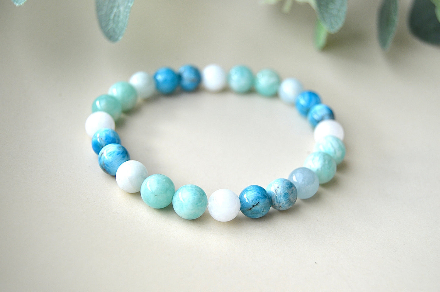Akvamarin, amazonitt og apatitt armbånd – balanse, klarhet og inspirasjon