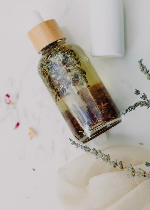 Full moon intention oil