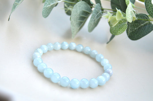 Akvamarin armbånd – beroligende energi, klar kommunikasjon og indre styrke