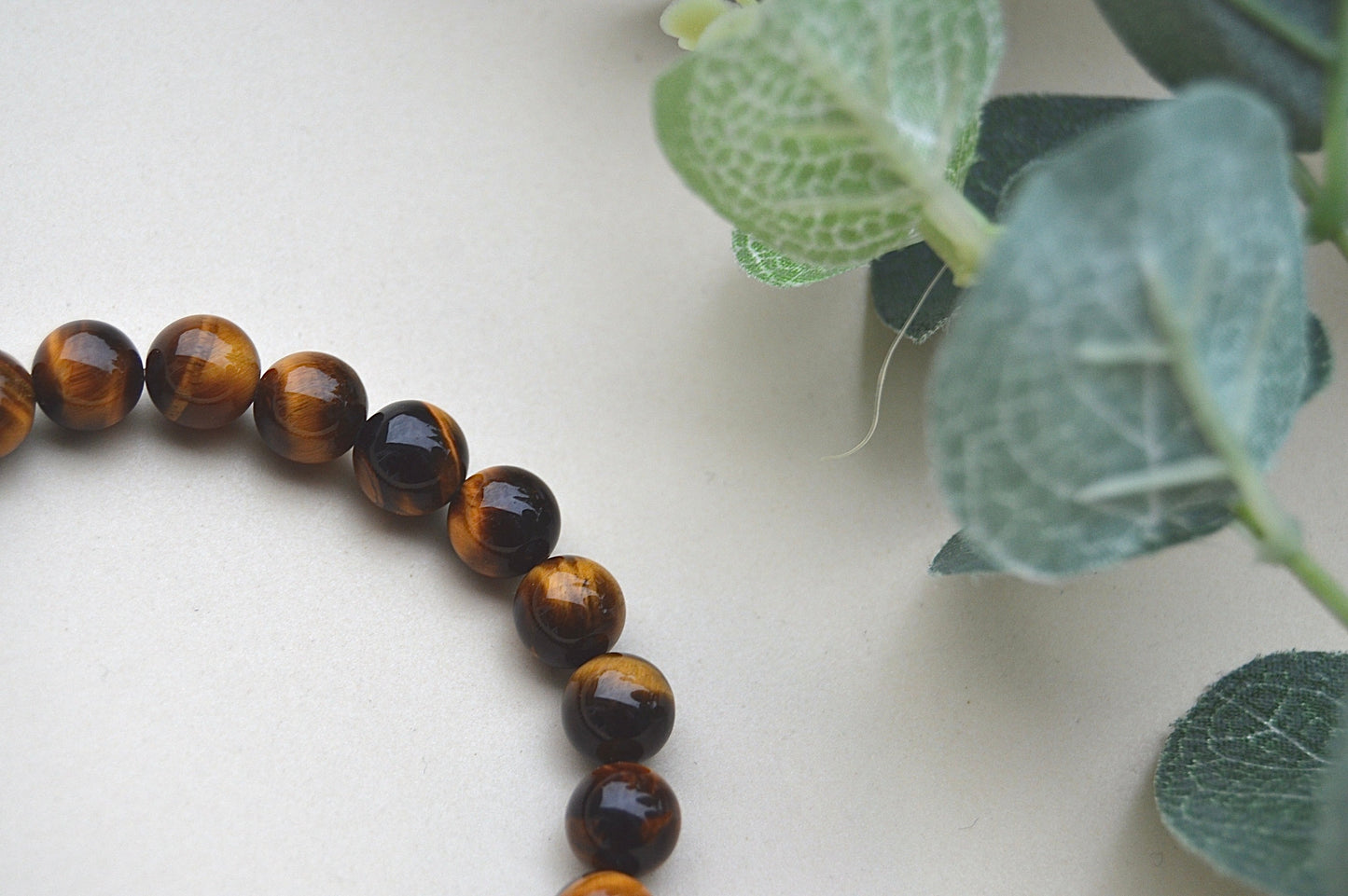 Tigerøye armbånd 8 mm – styrke, beskyttelse og selvtillit