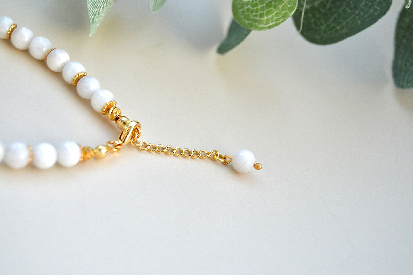 Månestein armbånd – nye begynnelser, intuisjon og indre ro