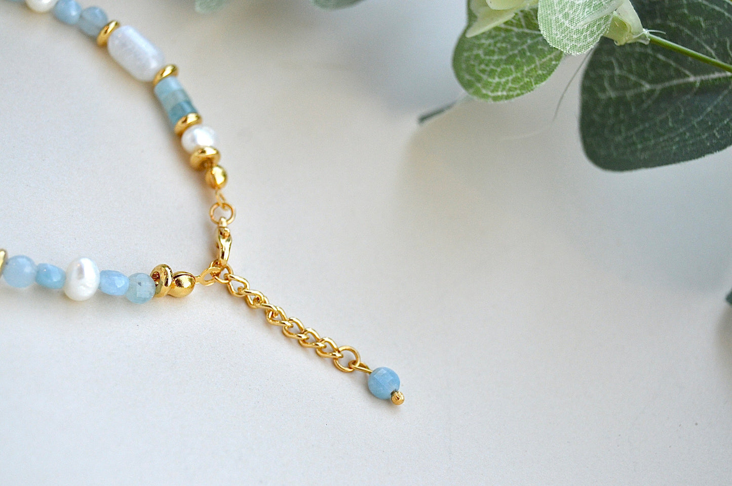 Akvamarin, månestein og perle armbånd – ro, intuisjon og feminin balanse