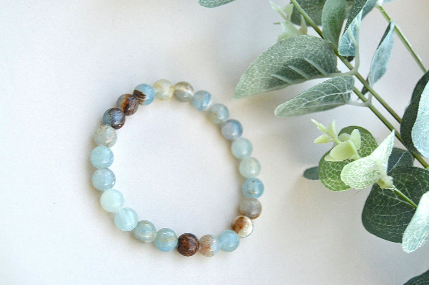 Blå kalsitt armbånd – ro, klar kommunikasjon og indre balanse