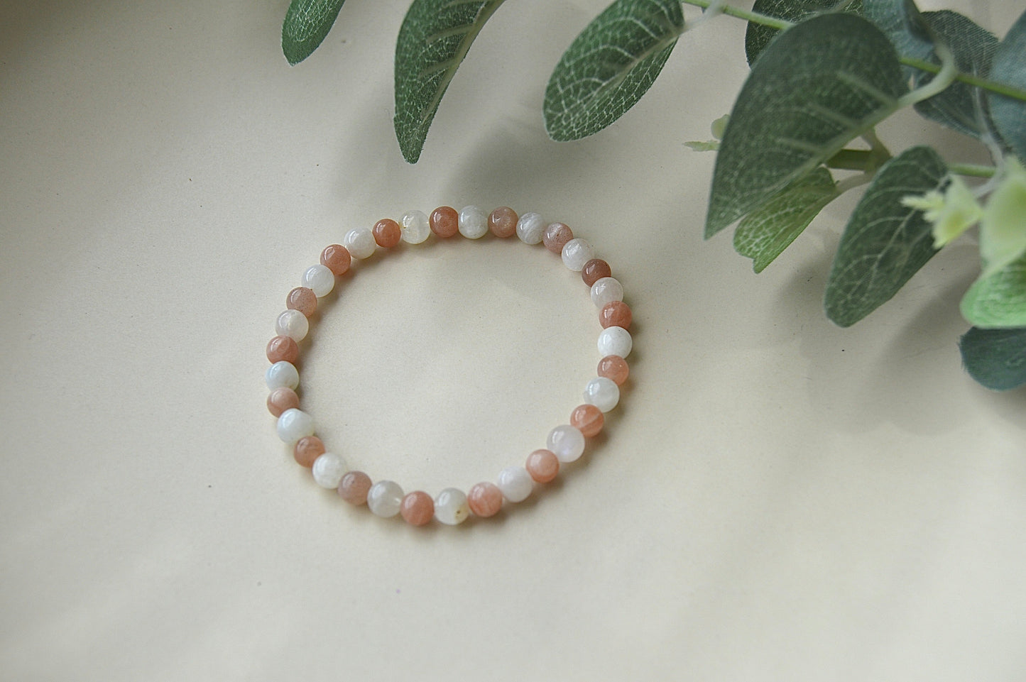 Månestein og solstein armbånd – balanse, inspirasjon og indre styrke