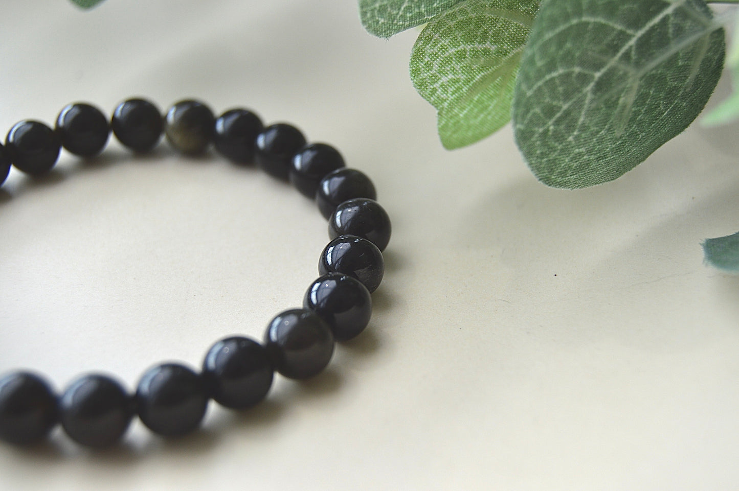 Obsidian armbånd – beskyttende og jordnær