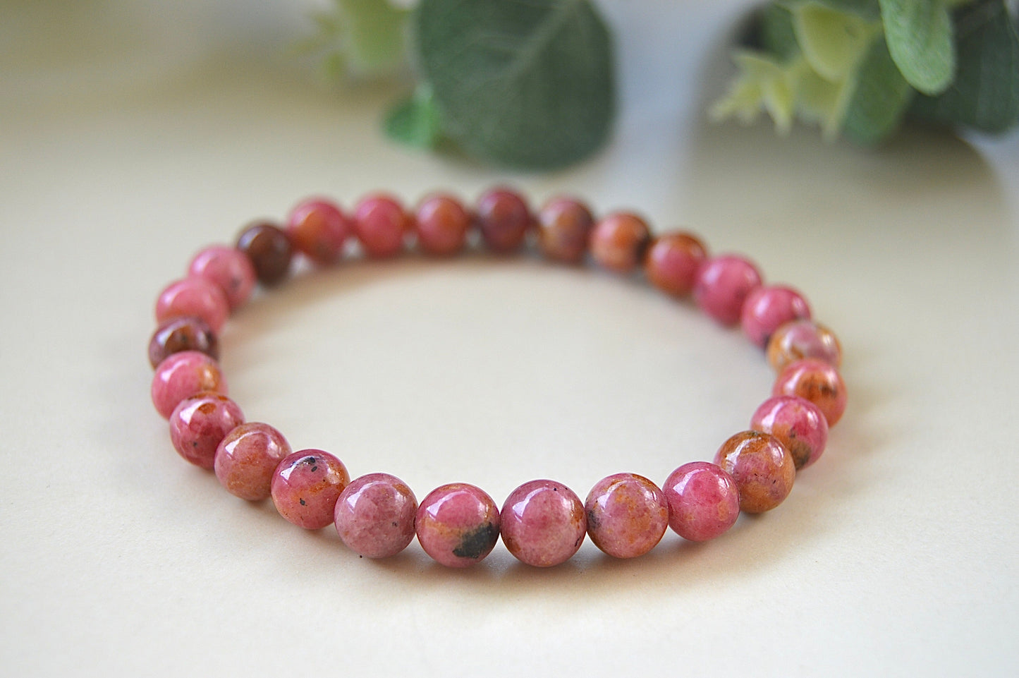 Rodonitt armbånd – hjertets heling og emosjonell balanse